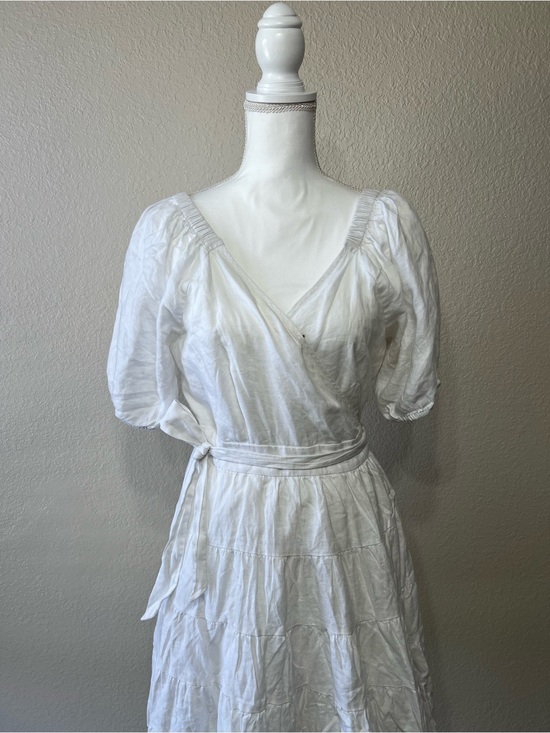 Lilly Pulitzer Dresses & Skirts - Lilly Pulitzer Iralee Wrap Dress Women’s Sz 12 White Linen Ruffle Tiered Short